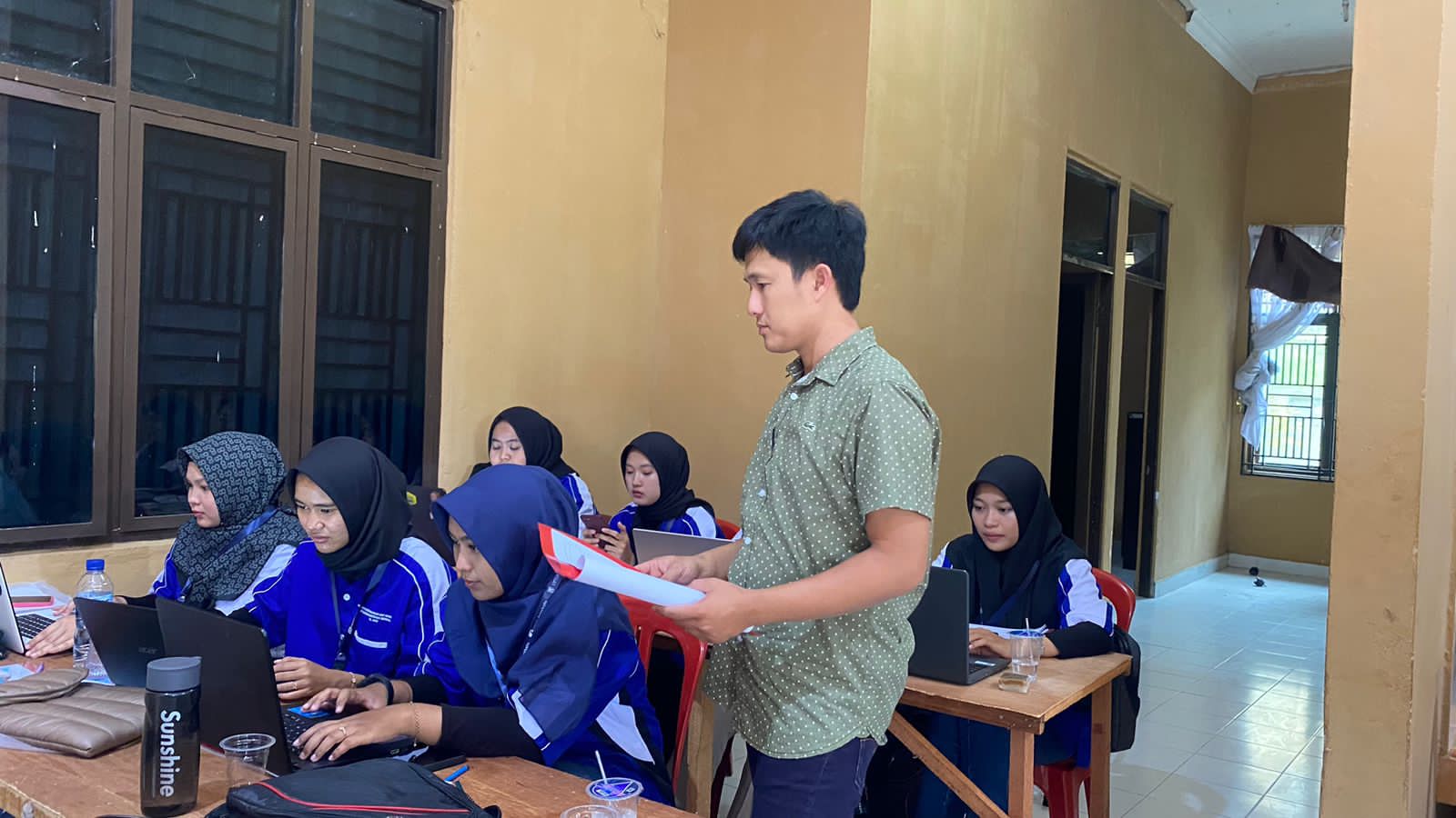 WhatsApp Image 2024-03-25 at 10.40.34