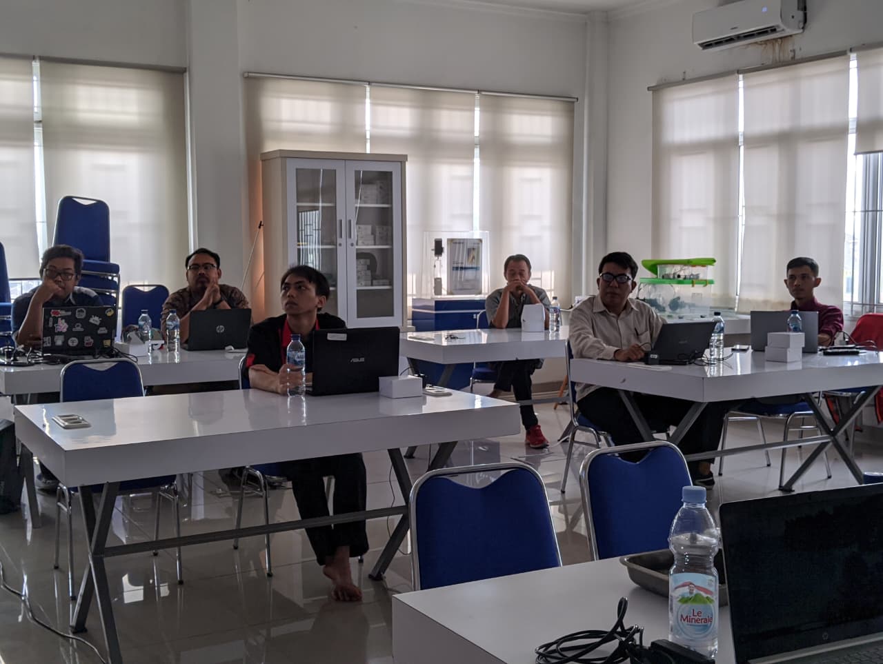 WhatsApp Image 2025-11-18 at 08.12.14